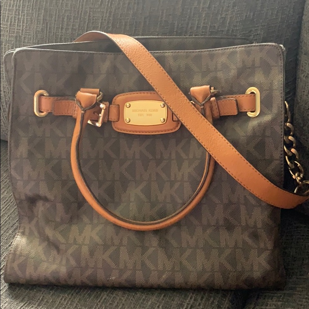 Michael Kors messenger bag